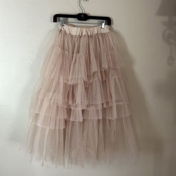 NWT ChicWish Tulle Layered Midi Skirt - Picture 4 of 5